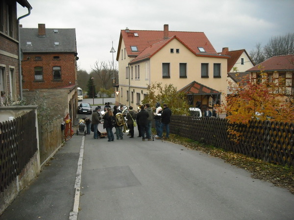 87 (1)